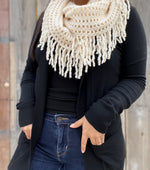 Cargar imagen en el visor de la galería, Emily Cardigan
